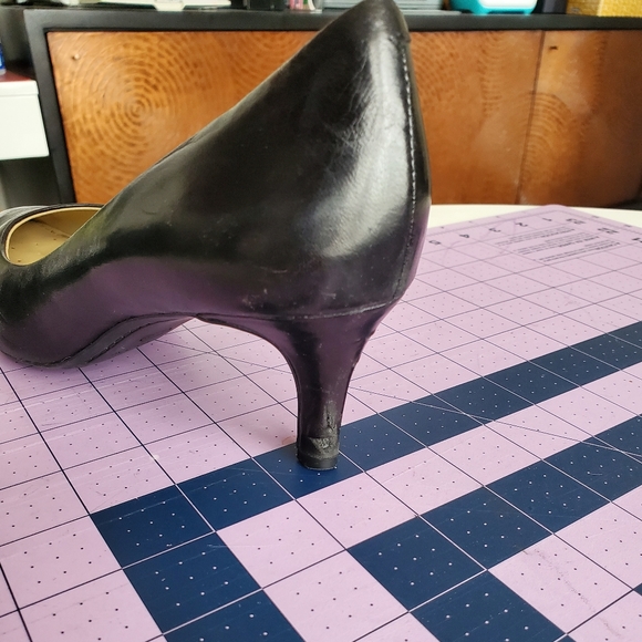 Low heel Pumps - Picture 4 of 7